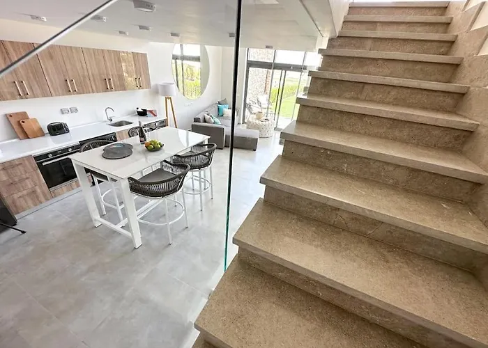 Beachfront Spacious Somabay Loft