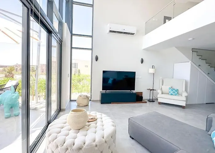 Beachfront Spacious Somabay Loft Alpesi faház